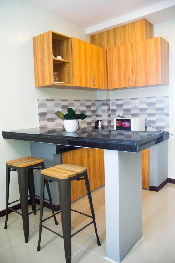 Elti Suites By Bluebookers Angeles Exterior foto